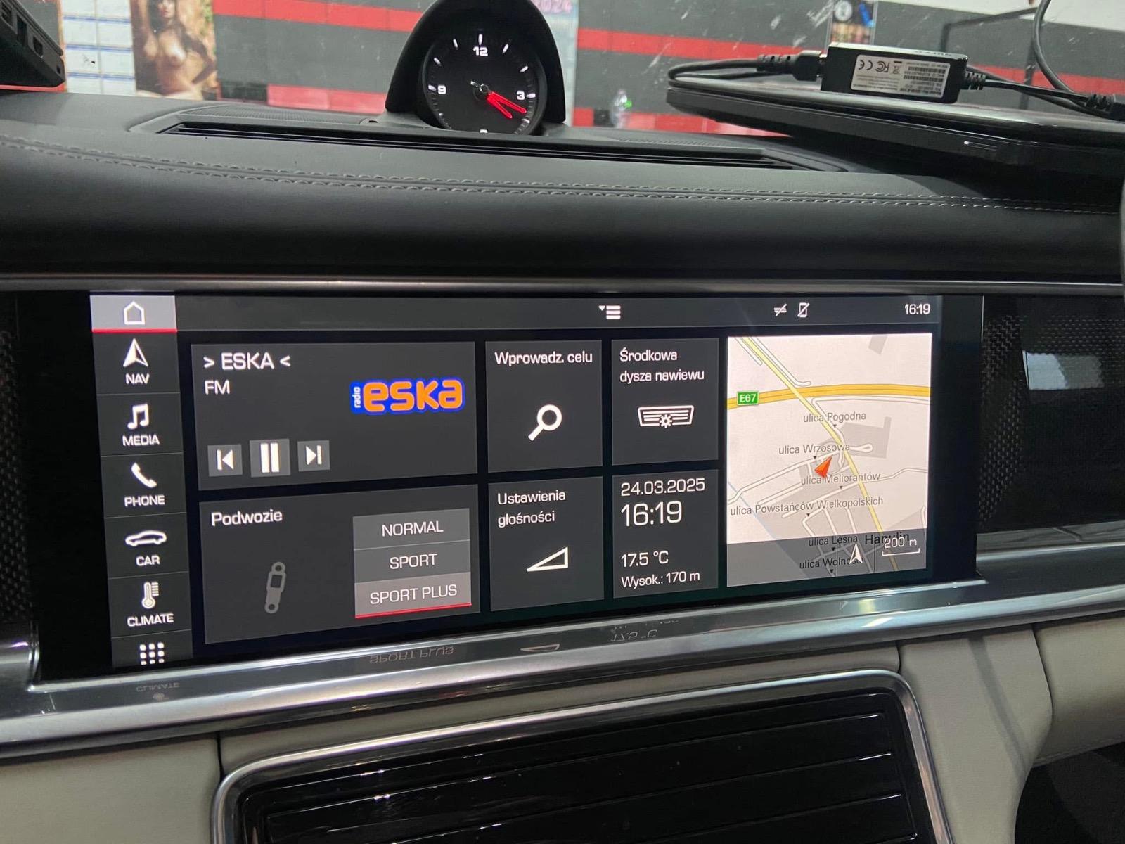 Konwersja USA Porsche Panamera 971 - zdjęcie 2