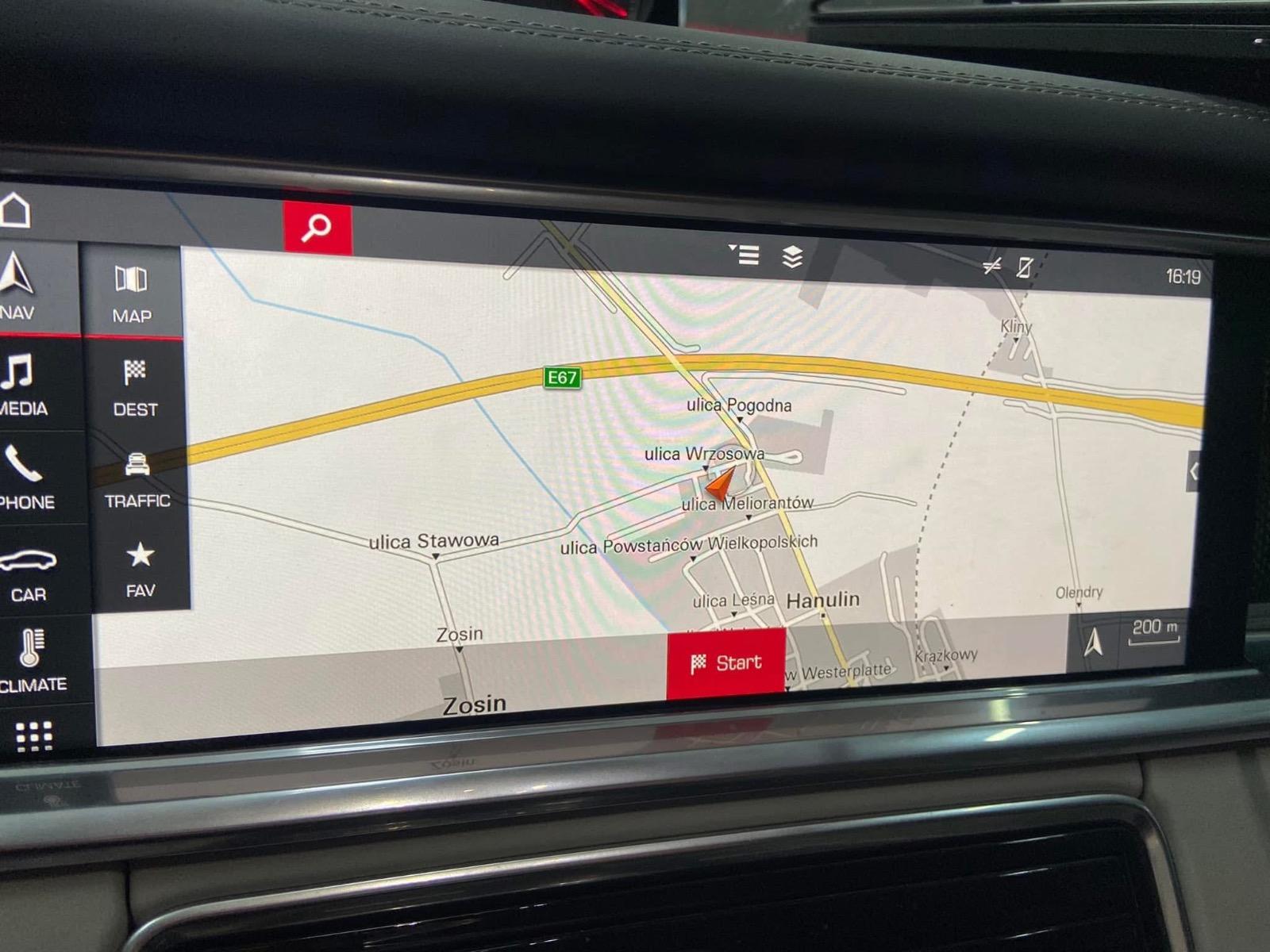 Konwersja USA Porsche Panamera 971 - zdjęcie 3