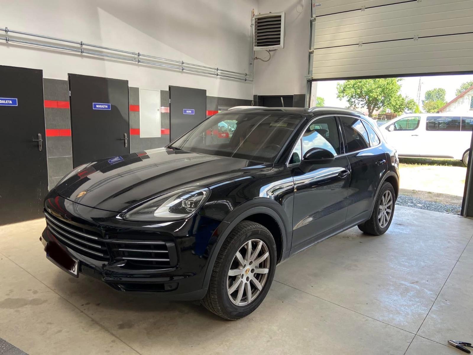 Konwersja USA PL Porsche Cayenne 9Y 2020r